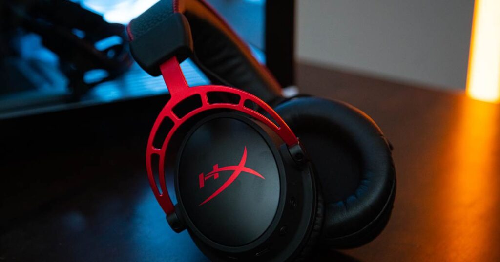 HyperX Cloud Alpha The HyperX Cloud