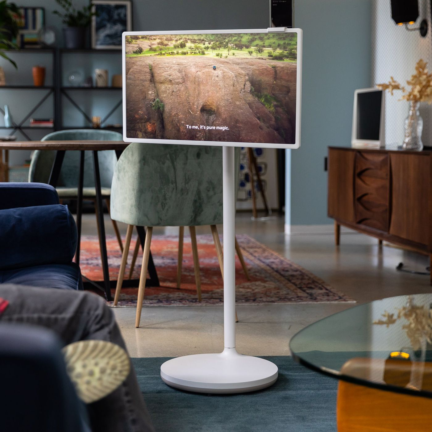 Lg Stand by Me Vs Samsung: Which Smart TV Stands Out?